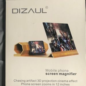 MOBILE PHONE SCREEN MAGNIFIER ZOOMS IN 12 INCHES